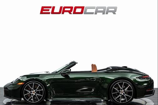 2026 Porsche 911 Carrera 4 GTS