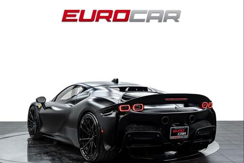 2021 Ferrari SF90 Stradale Base