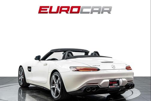 Diamond White 2021 Mercedes-Benz AMG GT R