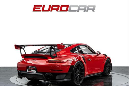 Guards Red 2018 Porsche 911 GT2 RS