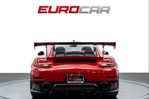 Guards Red 2018 Porsche 911 GT2 RS