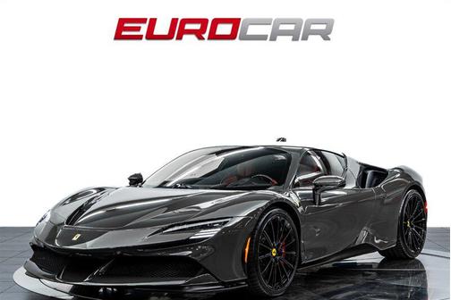 2023 Ferrari SF90 Stradale Base