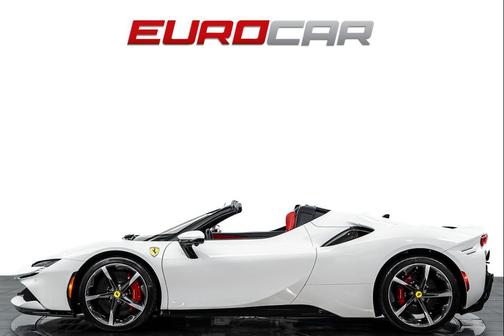 Bianco Cervino 2024 Ferrari SF90 Spider Base