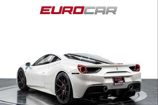 2017 Ferrari 488 GTB Base