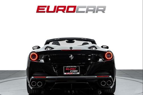 Nero 2019 Ferrari Portofino Base