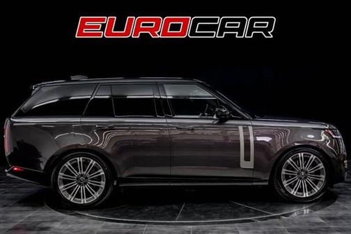 2022 Land Rover Range Rover P530 SE