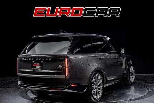 2022 Land Rover Range Rover P530 SE