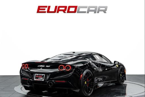 Nero 2021 Ferrari F8 Tributo Base