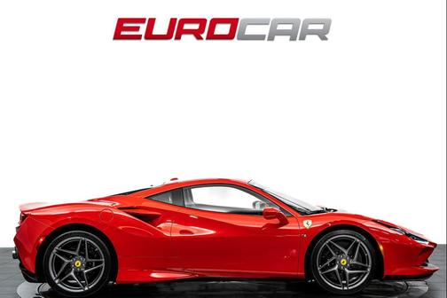 Rosso Scuderia 2022 Ferrari F8 Tributo Base