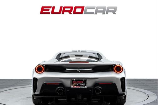 2020 Ferrari 488 Pista Base