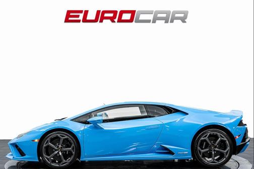 2023 Lamborghini Huracan EVO Coupe RWD