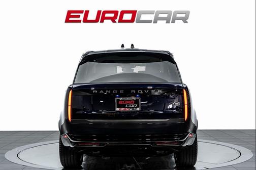 2023 Land Rover Range Rover P530 SE