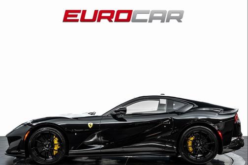 2020 Ferrari 812 Superfast Base