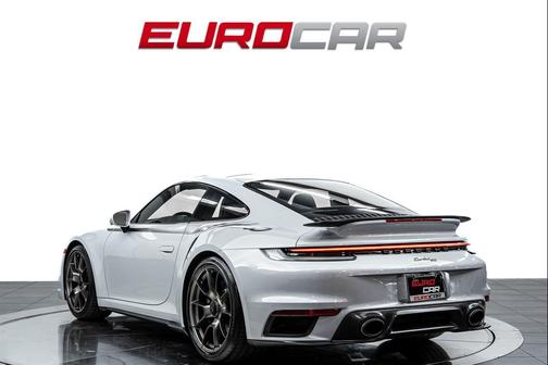 2025 Porsche 911 Turbo