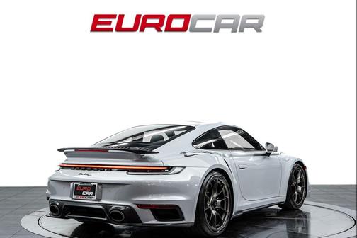 2025 Porsche 911 Turbo