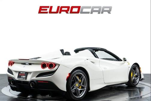 2022 Ferrari F8 Spider Base