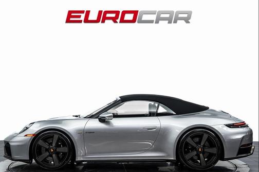 2026 Porsche 911 Carrera 4 GTS