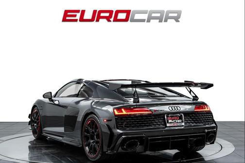 Daytona Gray Pearl Effect 2023 Audi R8 V10 GT RWD S tronic