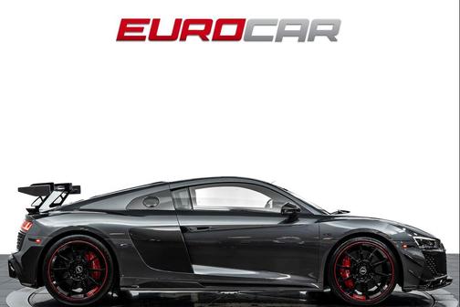 Daytona Gray Pearl Effect 2023 Audi R8 V10 GT RWD S tronic