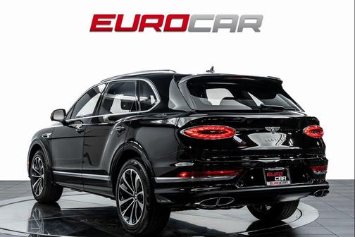 2024 Bentley Bentayga V8