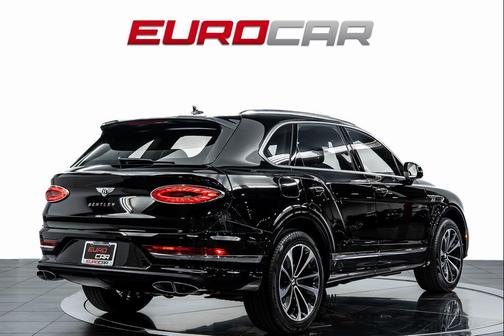 2024 Bentley Bentayga V8