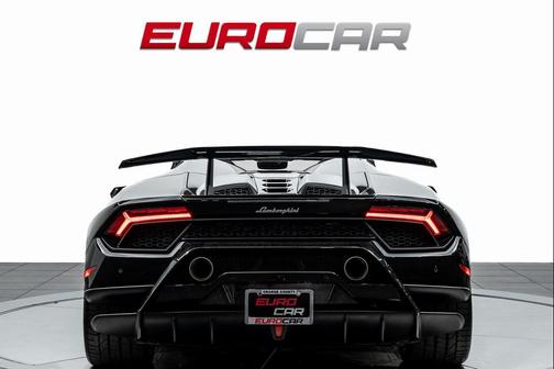 2019 Lamborghini Huracan Performante