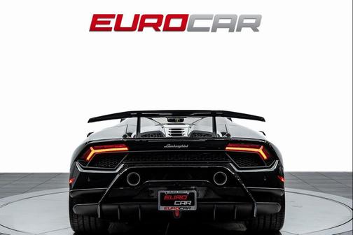 2019 Lamborghini Huracan Performante