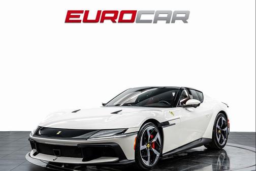 2025 Ferrari 12Cilindri Base
