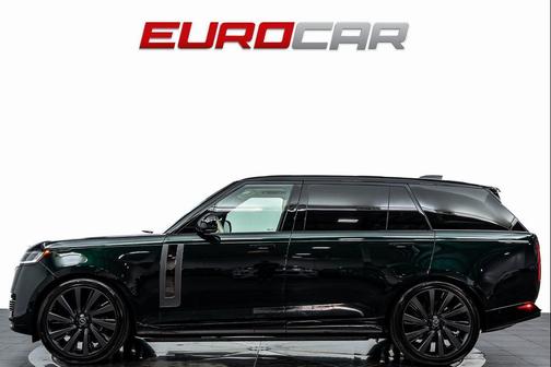 2025 Land Rover Range Rover P615 SV