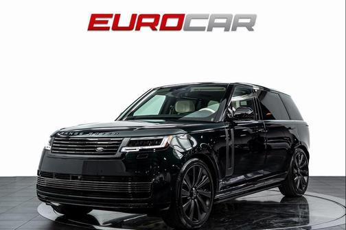 2025 Land Rover Range Rover P615 SV
