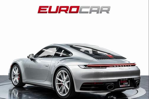 2024 Porsche 911 Carrera 4S