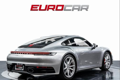 2024 Porsche 911 Carrera 4S