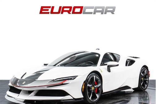 2023 Ferrari SF90 Stradale Base