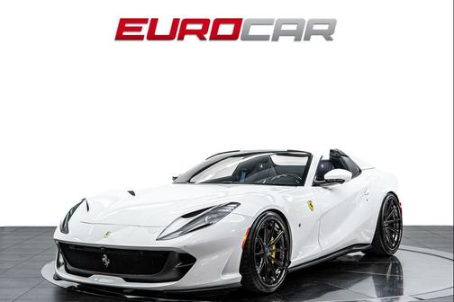 Bianco Cervino 2021 Ferrari 812 GTS Base