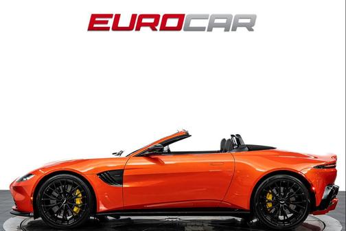 2022 Aston Martin Vantage *SPECIAL FACTORY PAINT * IMMACULATE CONDITION*