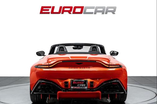 2022 Aston Martin Vantage *SPECIAL FACTORY PAINT * IMMACULATE CONDITION*