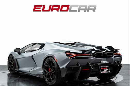 2024 Lamborghini Revuelto Base