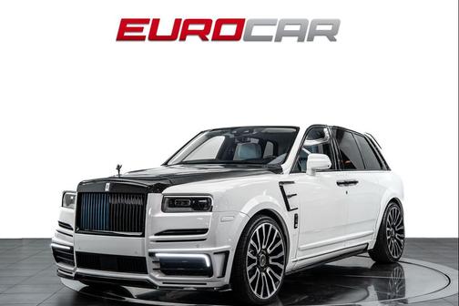 Arctic White 2023 Rolls-Royce Cullinan