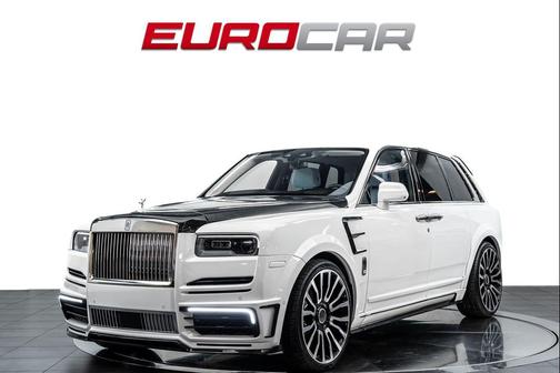 Arctic White 2023 Rolls-Royce Cullinan