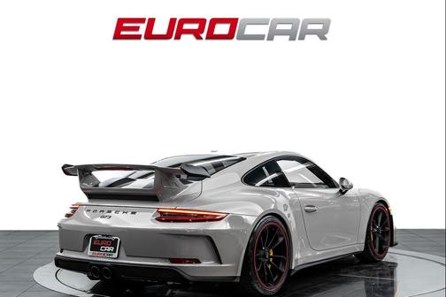 Chalk 2018 Porsche 911 GT3