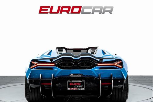 2025 Lamborghini Revuelto Base