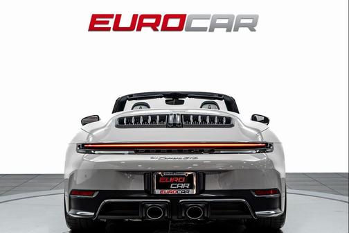 2026 Porsche 911 Carrera 4 GTS