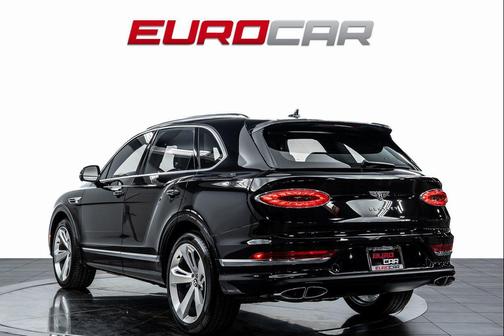 2024 Bentley Bentayga V8