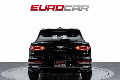 2024 Bentley Bentayga V8