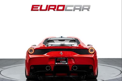 Rosso Scuderia 2015 Ferrari 458 Speciale Base