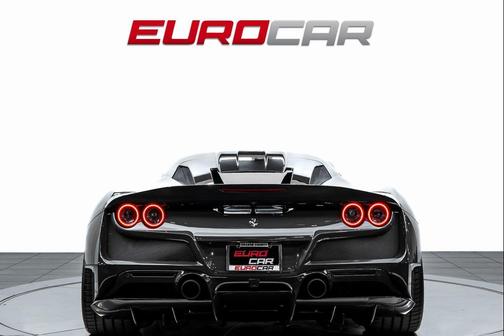 2020 Ferrari F8 Tributo Base