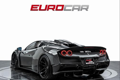 2020 Ferrari F8 Tributo Base