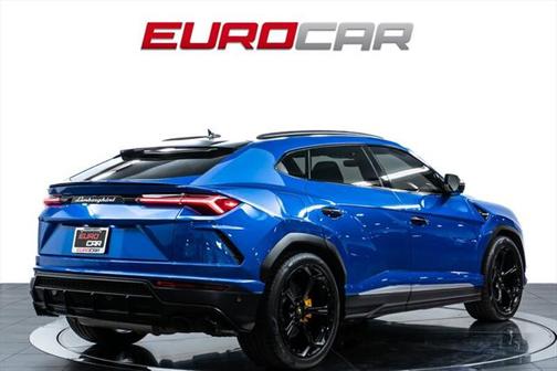2020 Lamborghini Urus