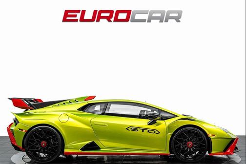 2023 Lamborghini Huracan STO Coupe