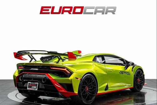 2023 Lamborghini Huracan STO Coupe